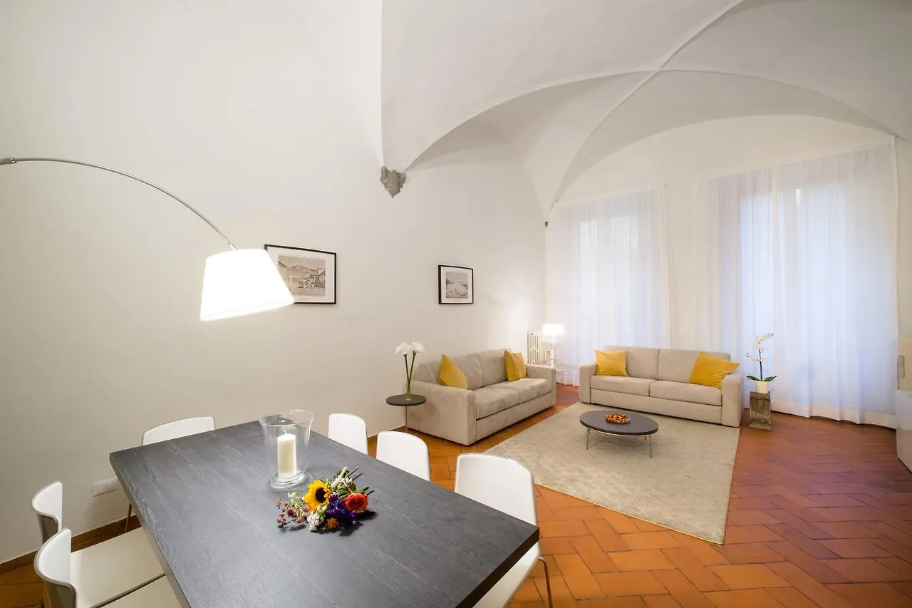 Apo1 Deluxe 2Bdr Family Apartment By Ponte Vecchio Florence