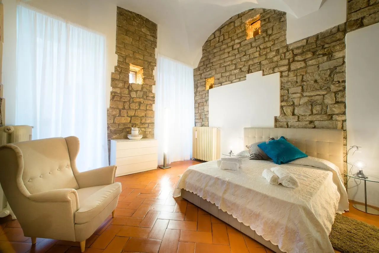 Apo1 Deluxe 2Bdr Family Apartment By Ponte Vecchio Florence